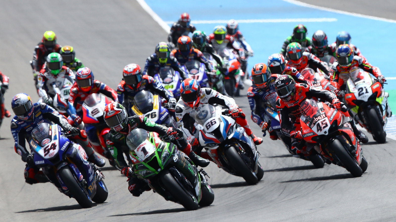 Start of the WorldSBK Jerez race